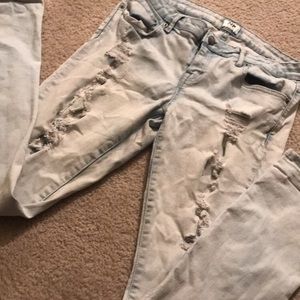 EXCLUSIVE Tokyo Darling Bleached Distressed Jeans